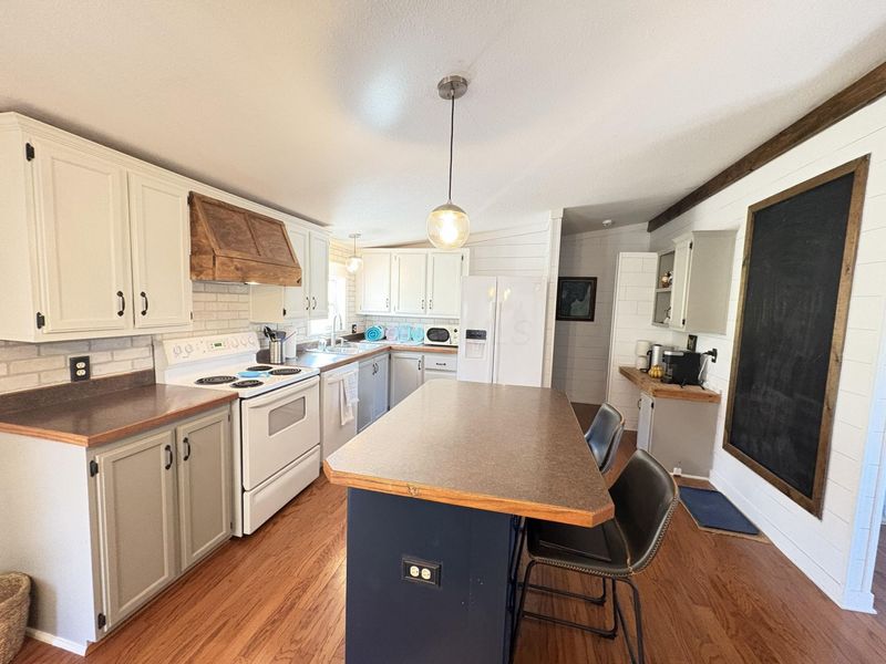 12160 Maysville Williams Road , Logan, OH 43138 Photo 9