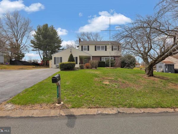 324 BOW LANE , GILBERTSVILLE, PA 19525