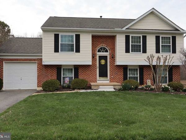 320 CHATTAHOOCHEE DRIVE , BEAR, DE 19701