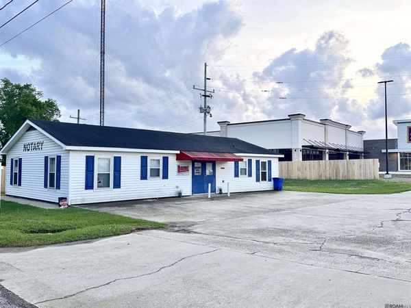 1257 N Barman Ave, Gonzales, LA 70737