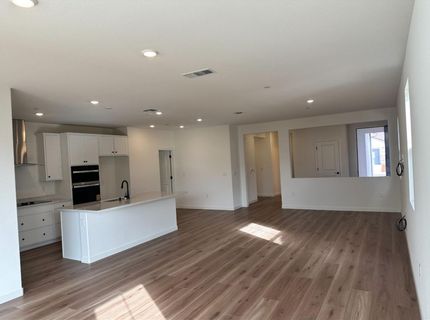 10283 Garmont Way, Elk Grove, CA 95757 Photo