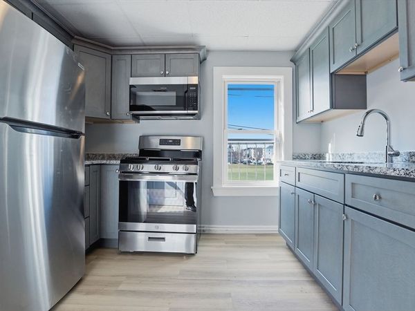 25 Palmer Street, Fall River, MA 02724