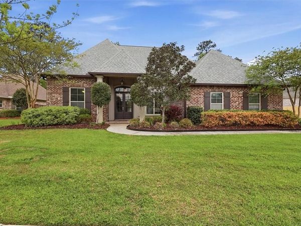 1557 RUE DE FONTAINE Street, Covington, LA 70433
