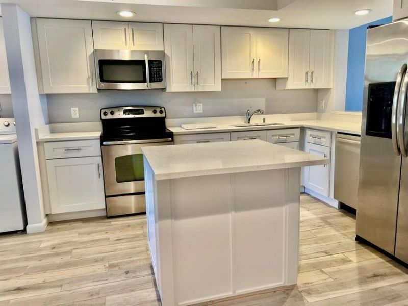 1030 Us Highway 1 Apt 302, North Palm Beach, FL 33408 Photo