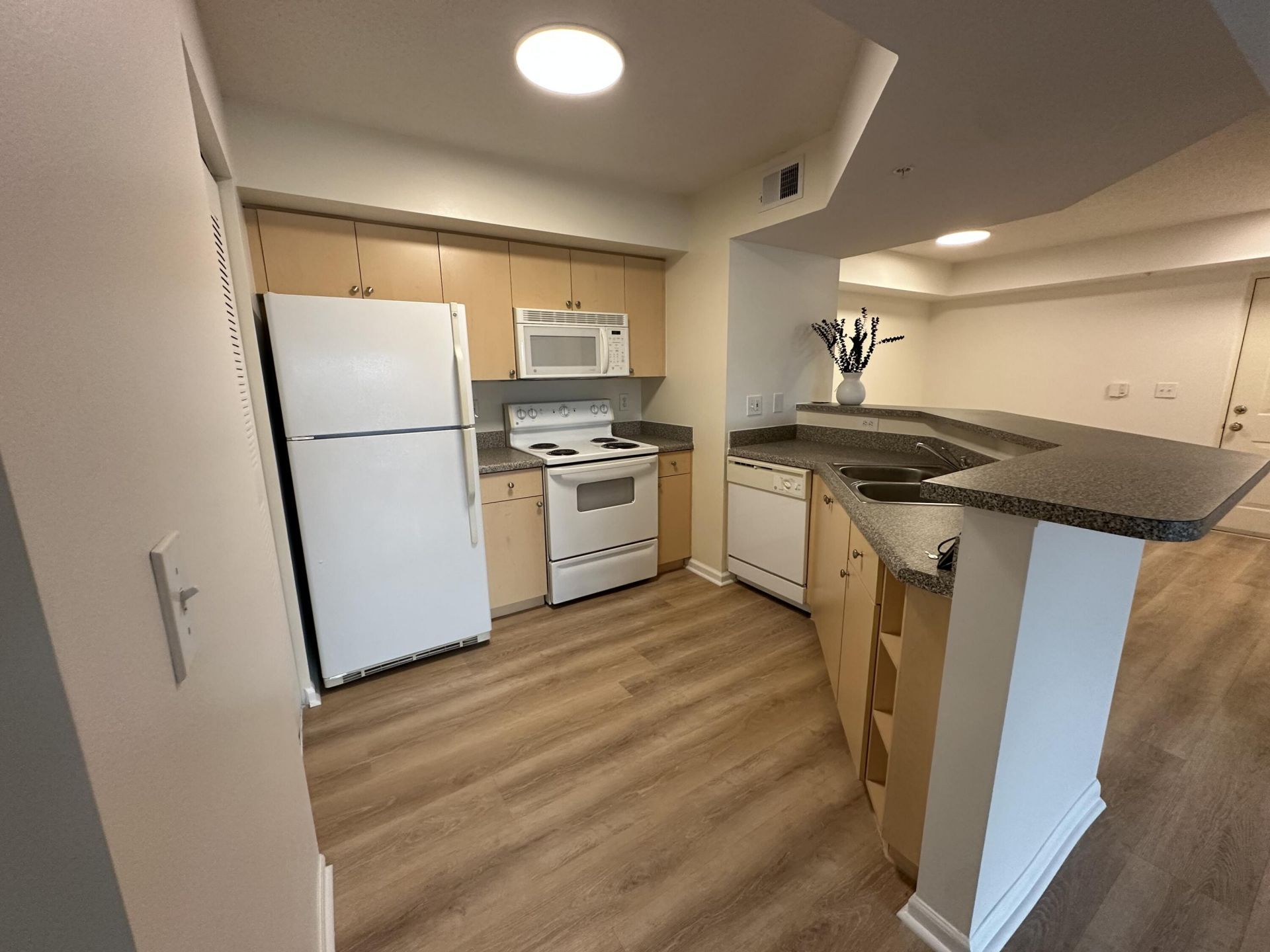 3720 NW Mediterranean Lane, Unit 304, Jensen Beach, FL 34957 Photo