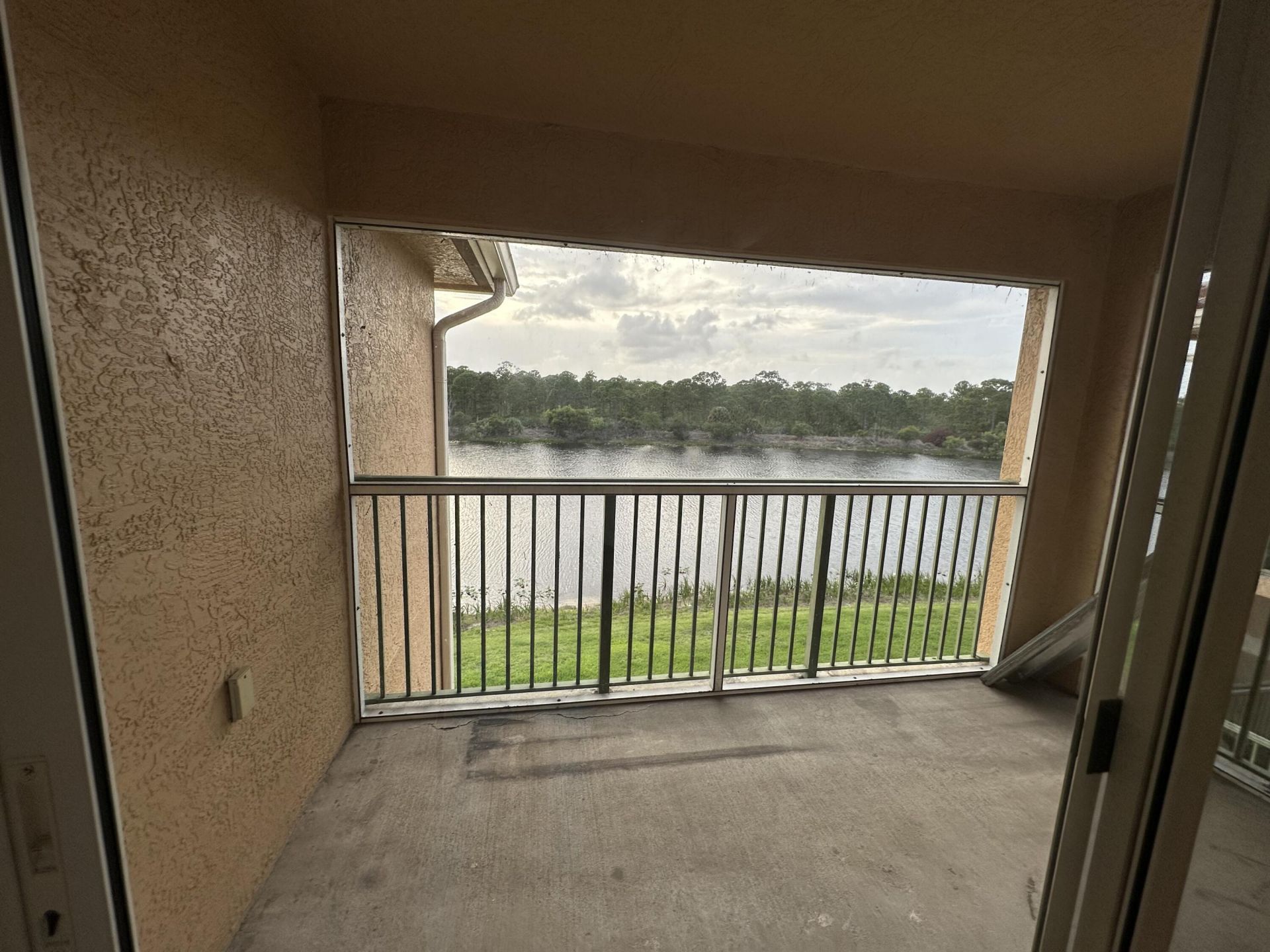 3720 NW Mediterranean Lane, Unit 304, Jensen Beach, FL 34957 Photo