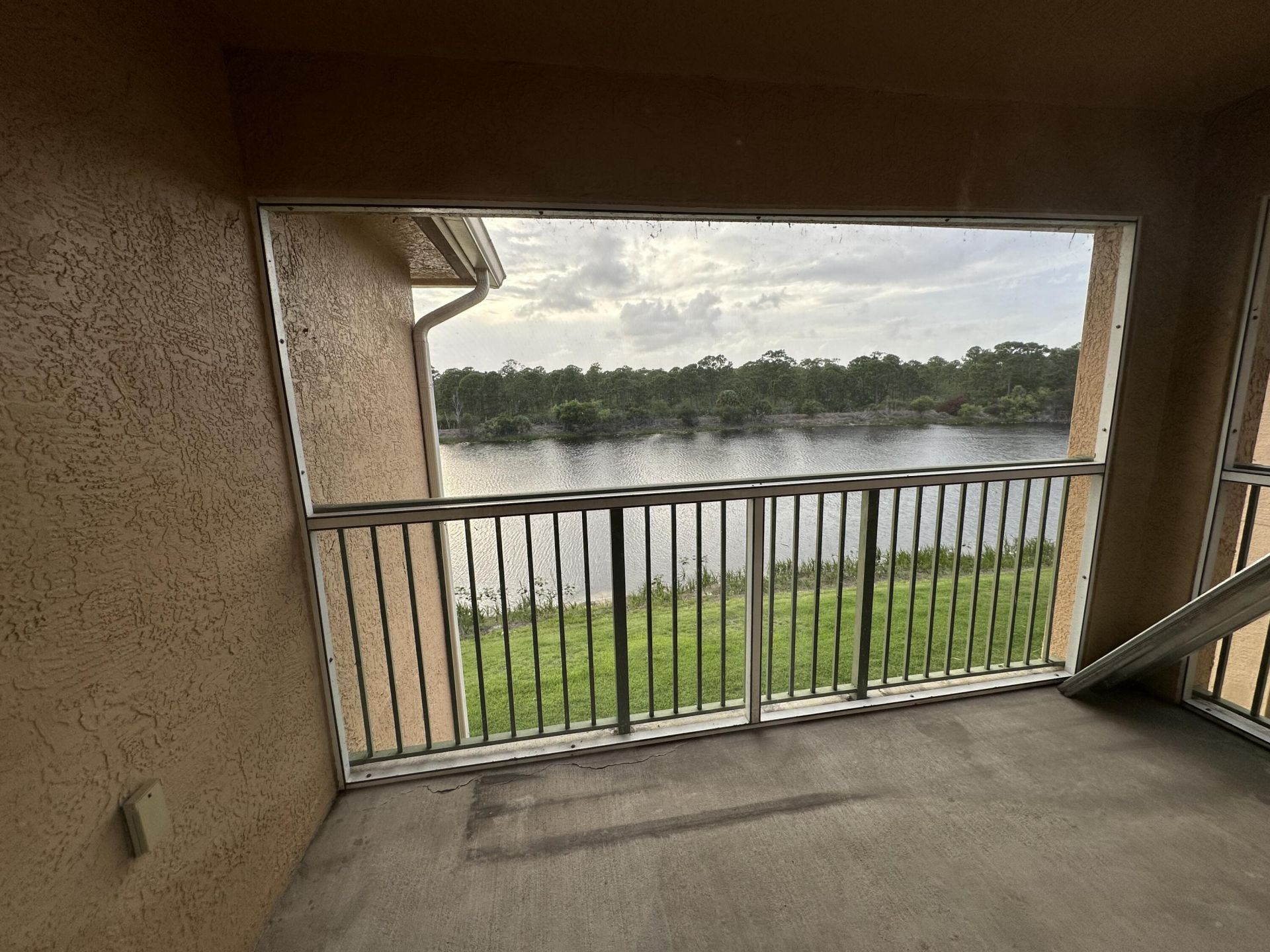 3720 NW Mediterranean Lane, Unit 304, Jensen Beach, FL 34957 Photo