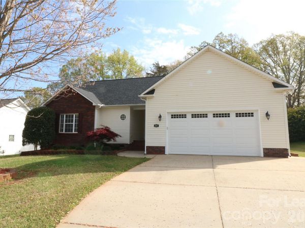 166 Oak Haven Place NW, Concord, NC 28027