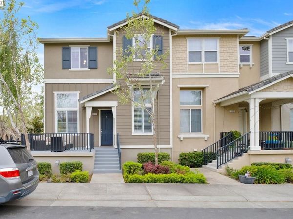 6197 Yardley Ln, San Ramon, CA 94582