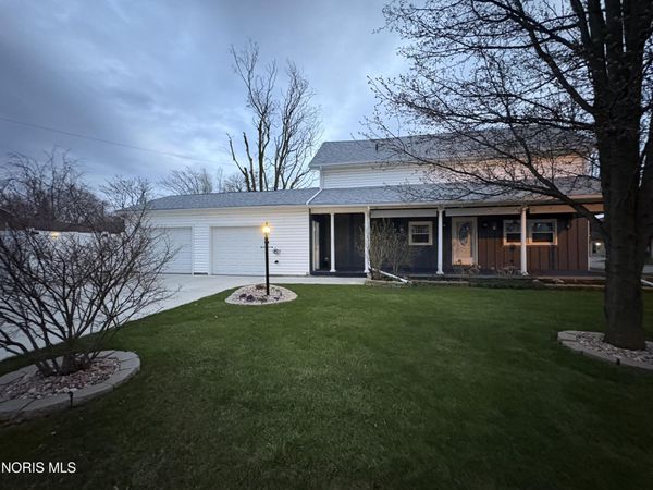 208 Vine Street, Archbold, OH 43502