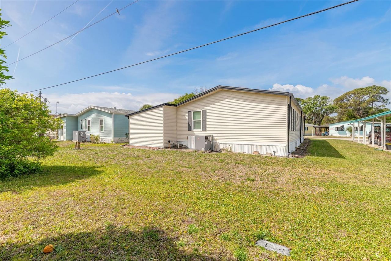 4343 Indian River Drive W, Edgewater, FL 32141 Photo