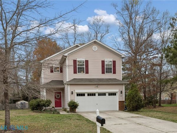 7294 Jeanne Drive , Gloucester, VA 23061