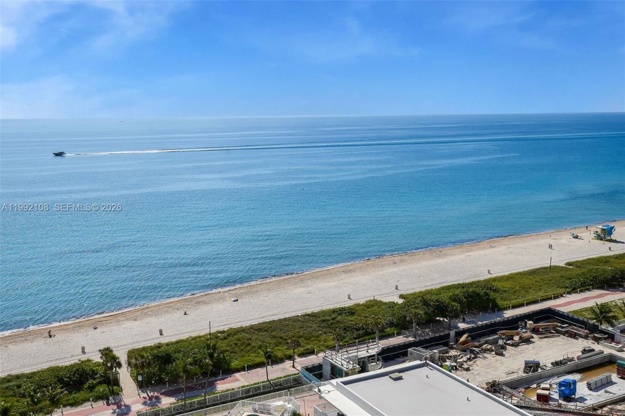 5401 Collins Ave, Unit 1514, Miami Beach, FL 33140 Photo