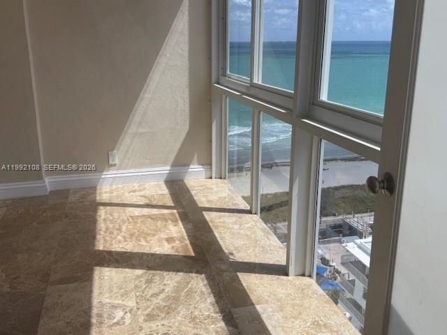 5401 Collins Ave , Unit 1514, Miami Beach, FL 33140 Photo