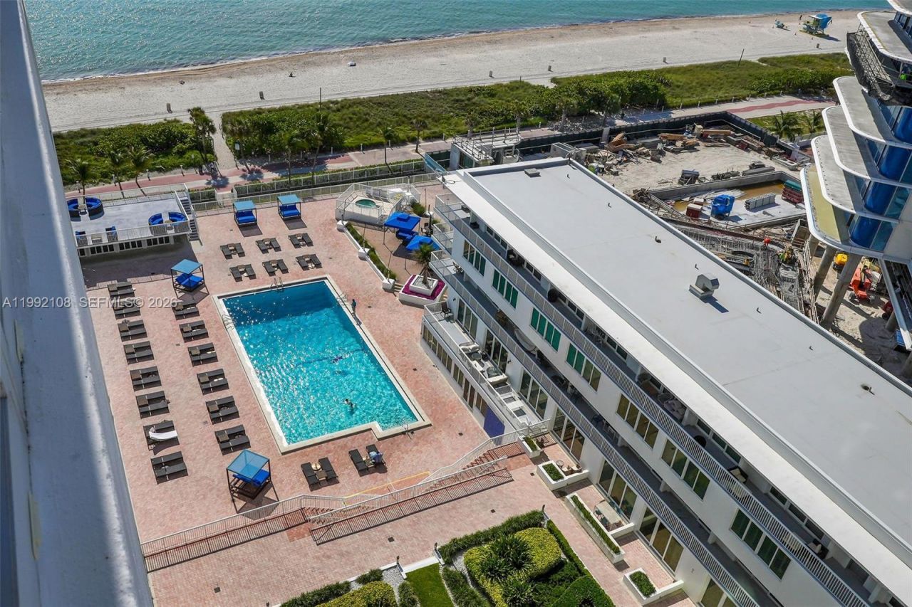 5401 Collins Ave, Unit 1514, Miami Beach, FL 33140 Photo