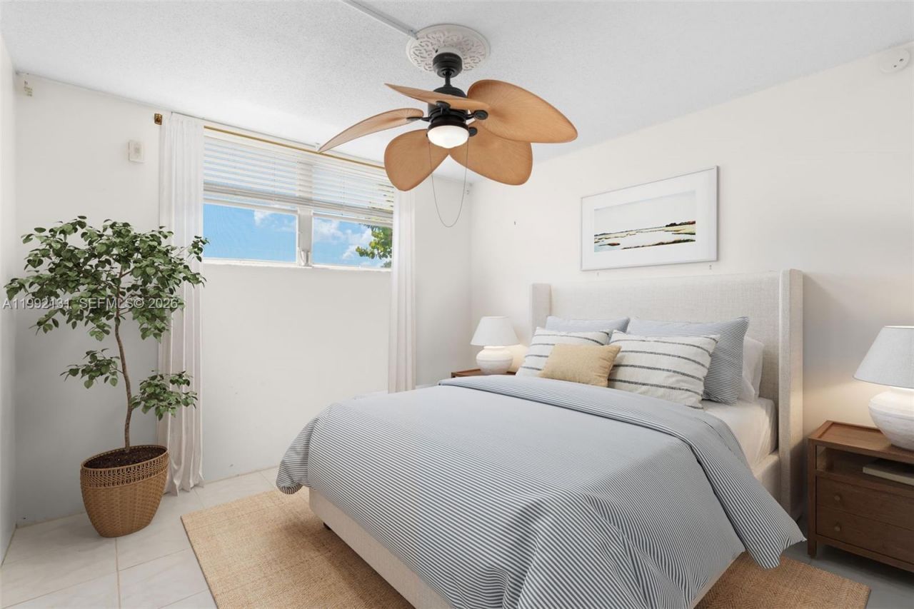 2400 NE 10th St , Unit 210, Pompano Beach, FL 33062 Photo