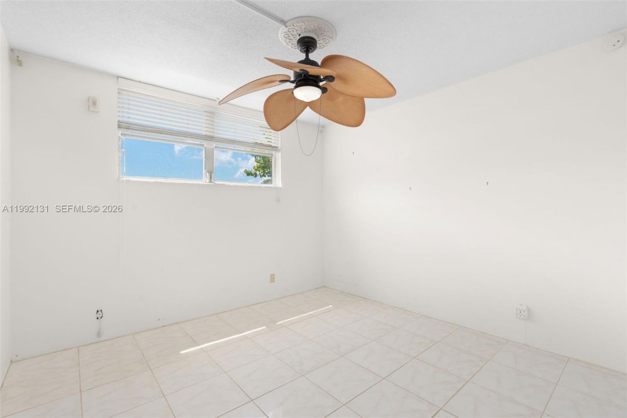 2400 NE 10th St , Unit 210, Pompano Beach, FL 33062 Photo