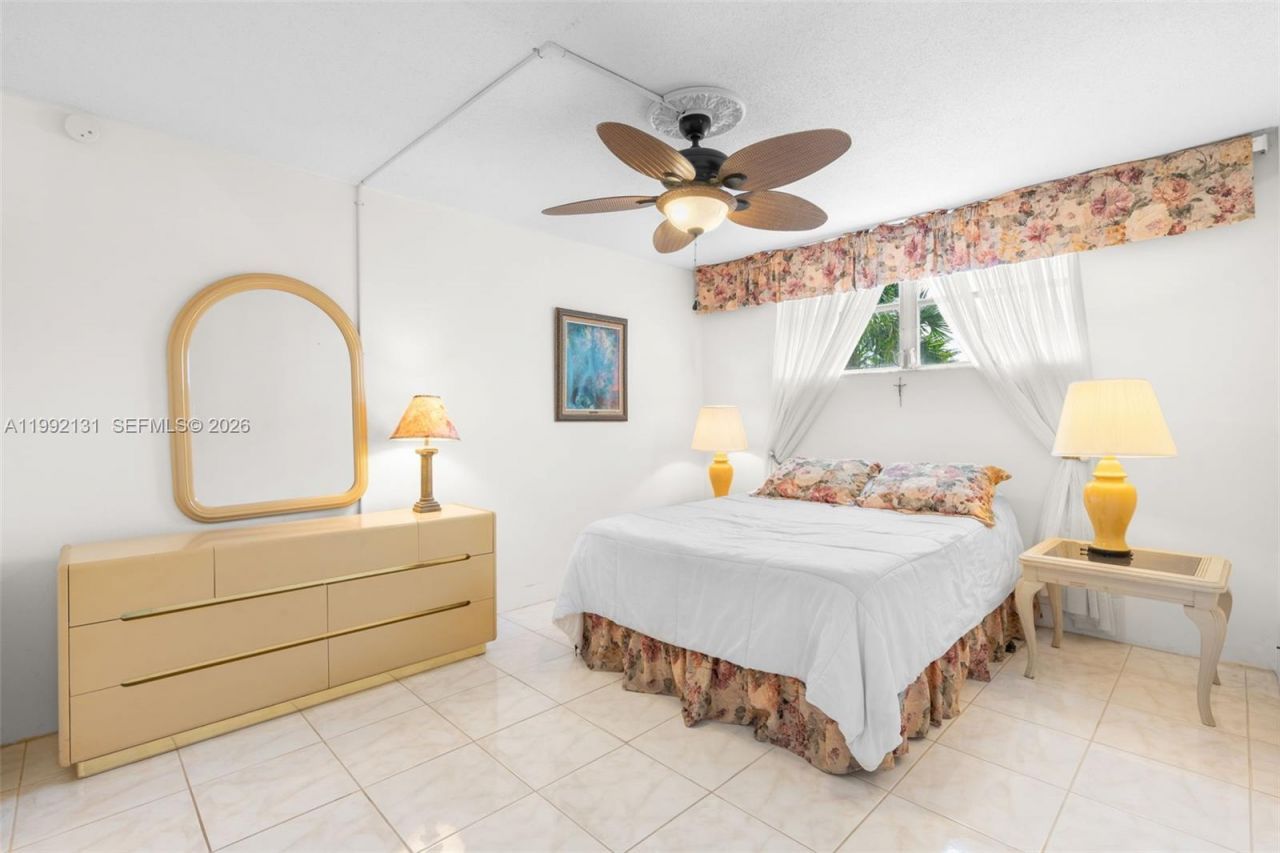 2400 NE 10th St , Unit 210, Pompano Beach, FL 33062 Photo