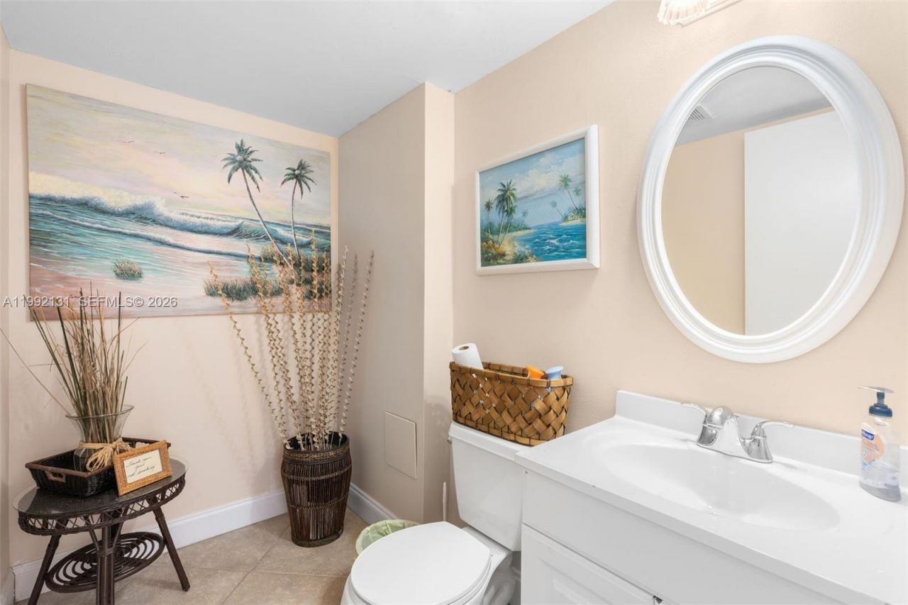 2400 NE 10th St , Unit 210, Pompano Beach, FL 33062 Photo