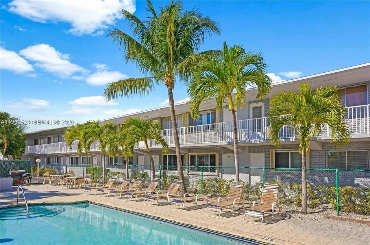 2175 NE 56th St , Unit 107, Fort Lauderdale, FL 33308 Photo