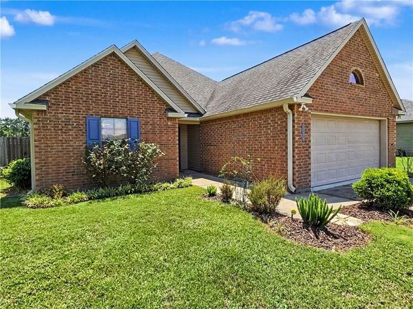 40076 NUTALL Street, Ponchatoula, LA 70454