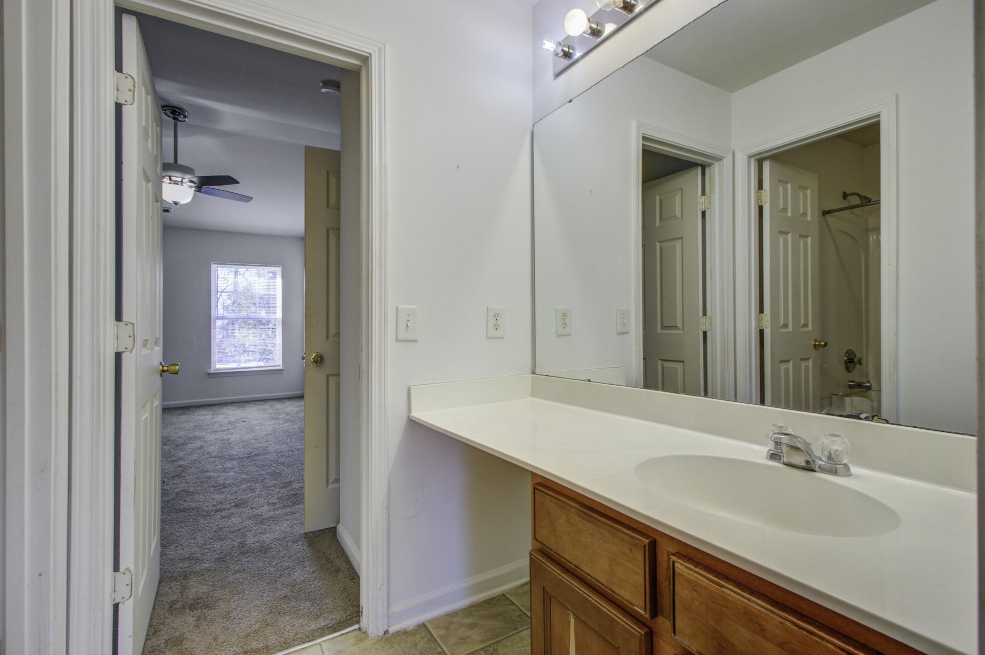 109 Woodward Road Photo 12