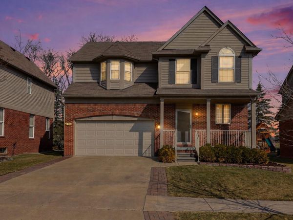 28294 Cottage Lane, New Hudson, MI 48165