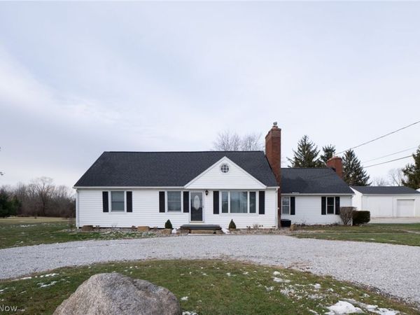 970 S Chillicothe Road , Aurora, OH 44202