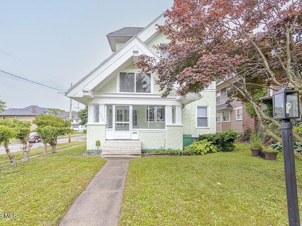 2740 Robinwood Avenue , Toledo, OH 43610