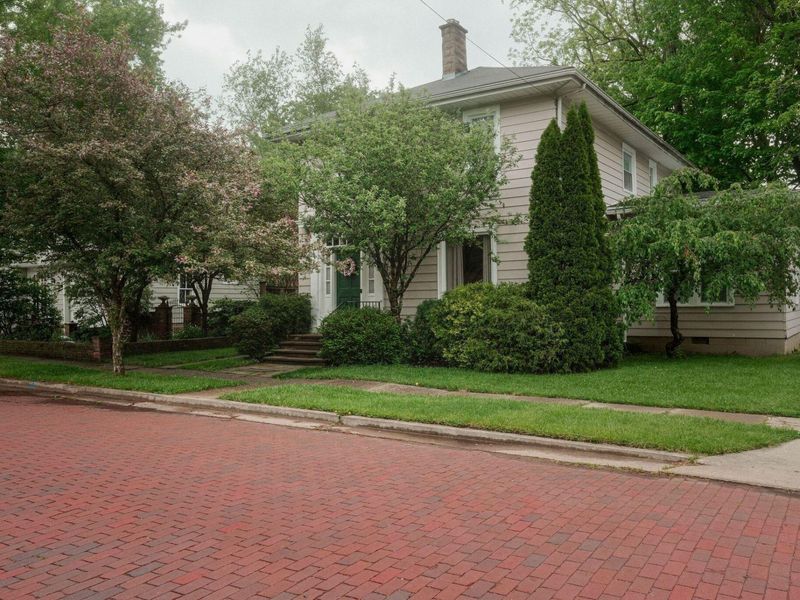 4 S Clinton Street, Mount Vernon, OH 43050 Photo 9