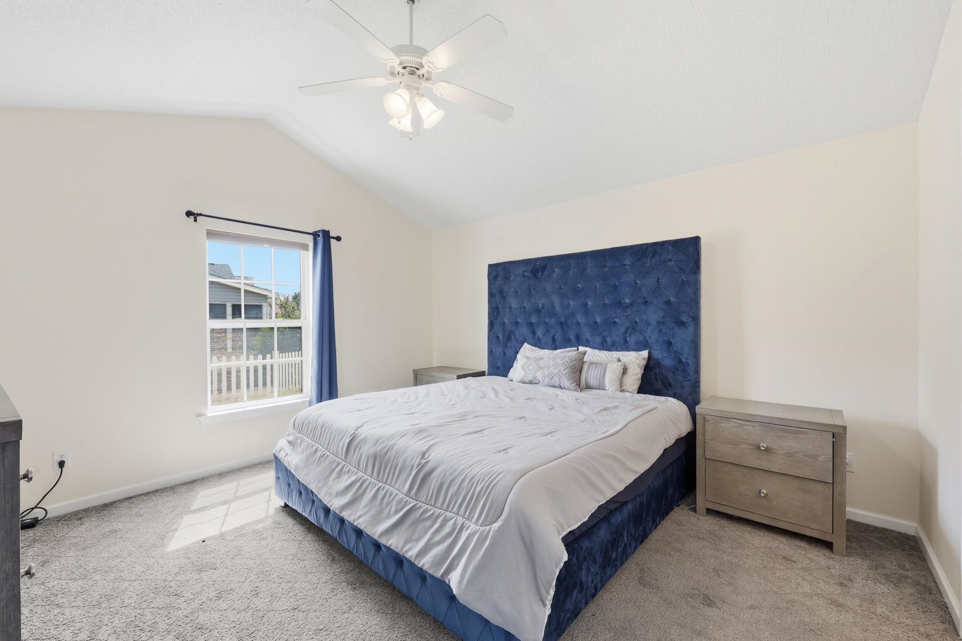 274 Palladium Dr.  Photo 14