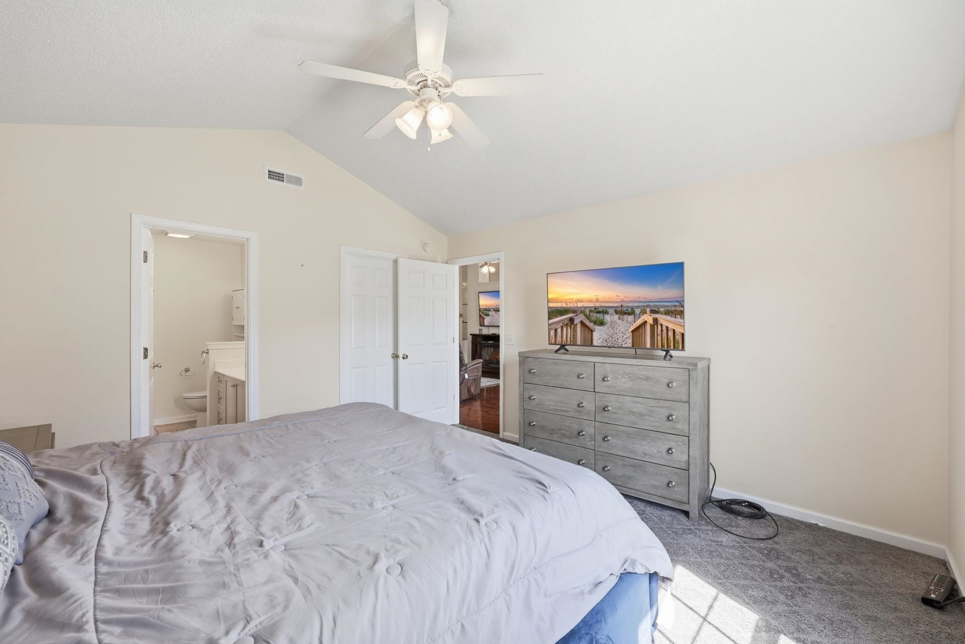 274 Palladium Dr.  Photo 15