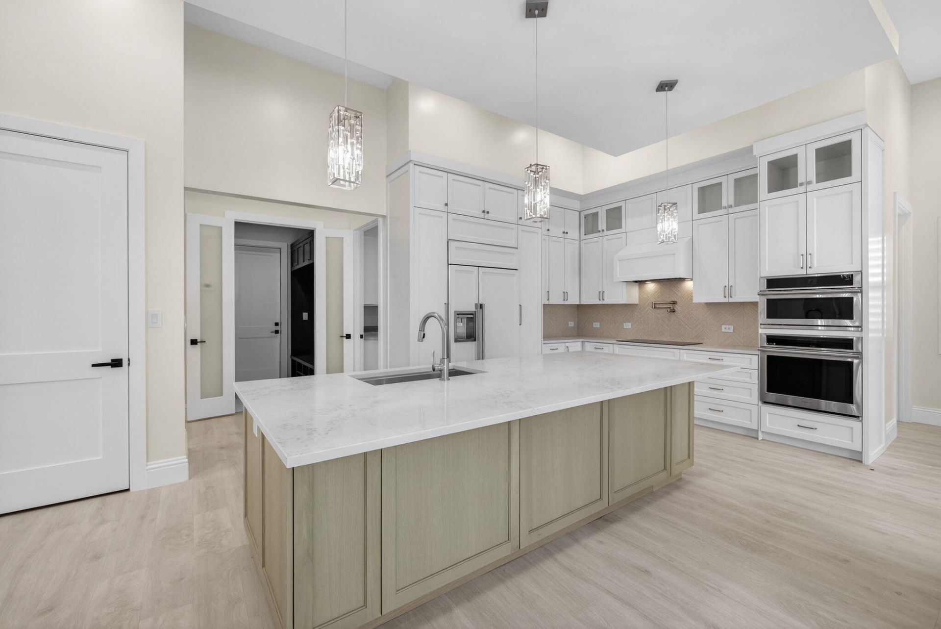 8771 Man O War Road, Palm Beach Gardens, FL 33418 Photo