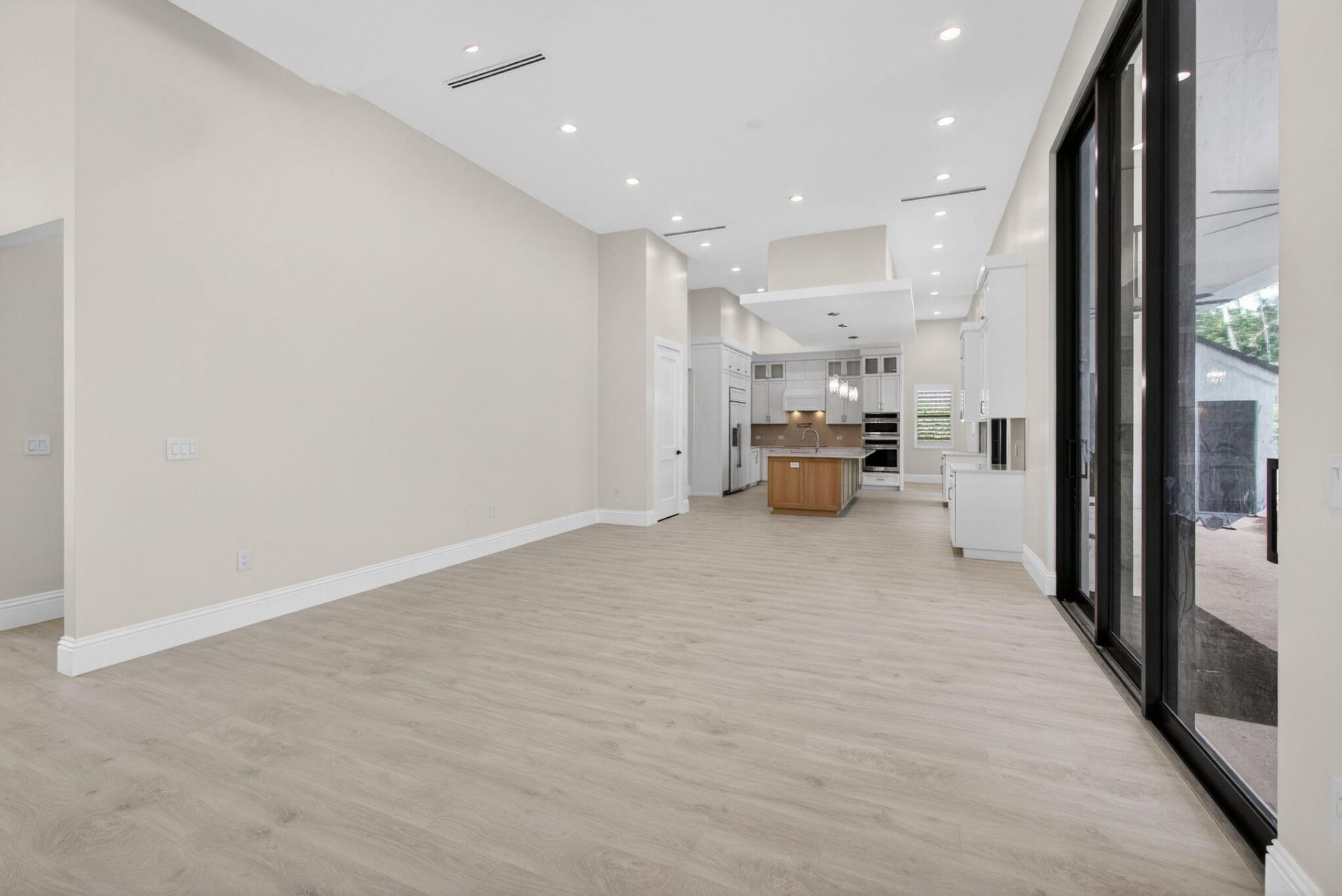 8771 Man O War Road, Palm Beach Gardens, FL 33418 Photo