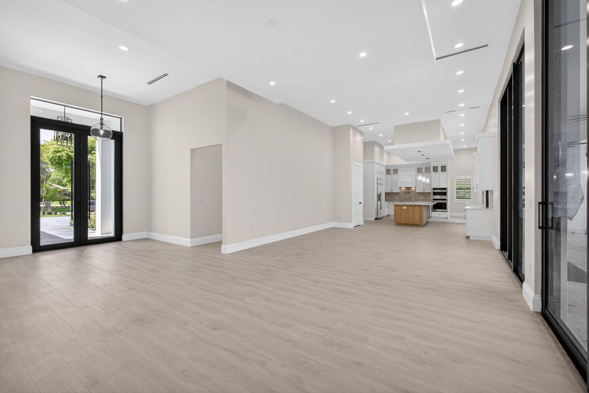 8771 Man O War Road, Palm Beach Gardens, FL 33418 Photo