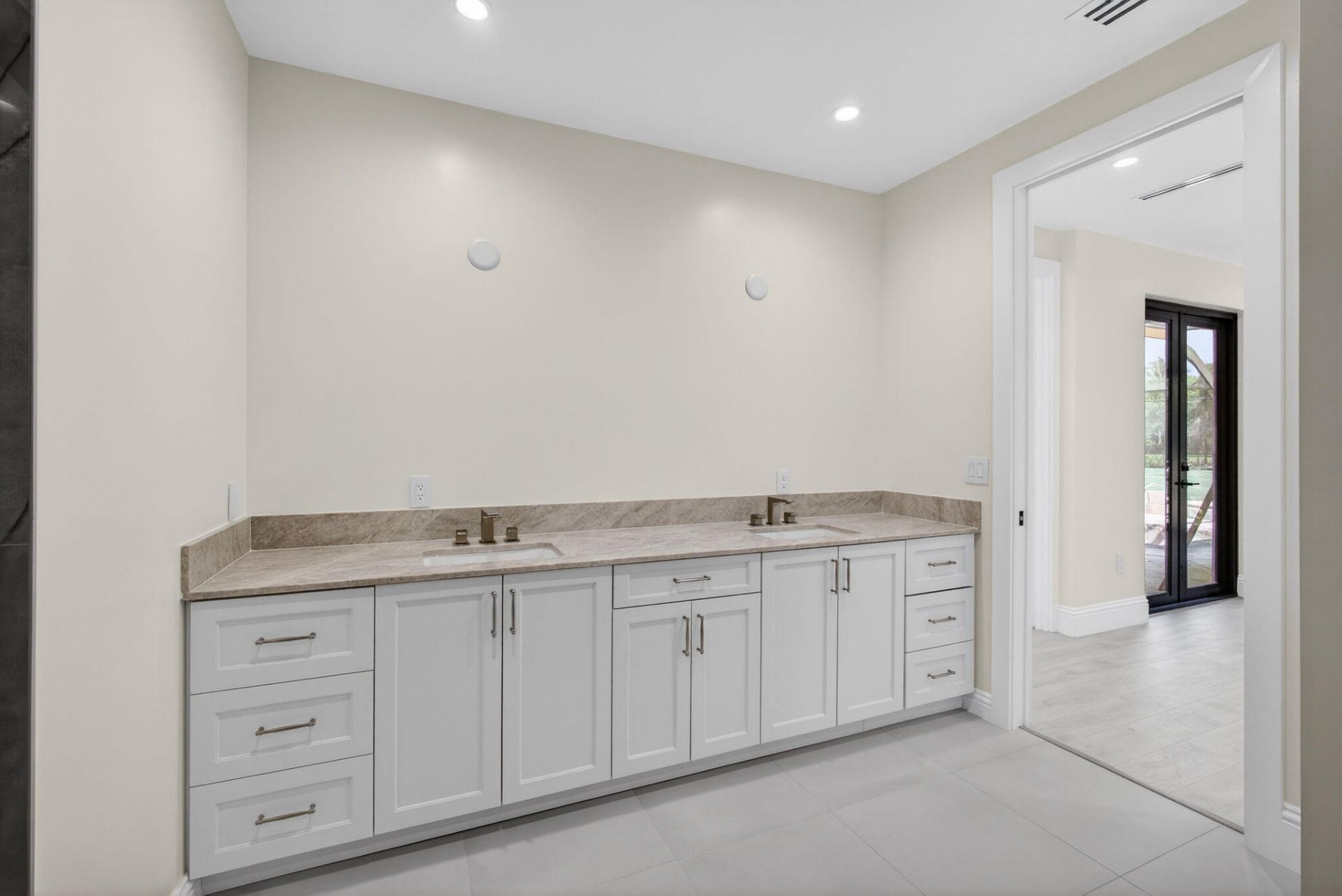 8771 Man O War Road, Palm Beach Gardens, FL 33418 Photo