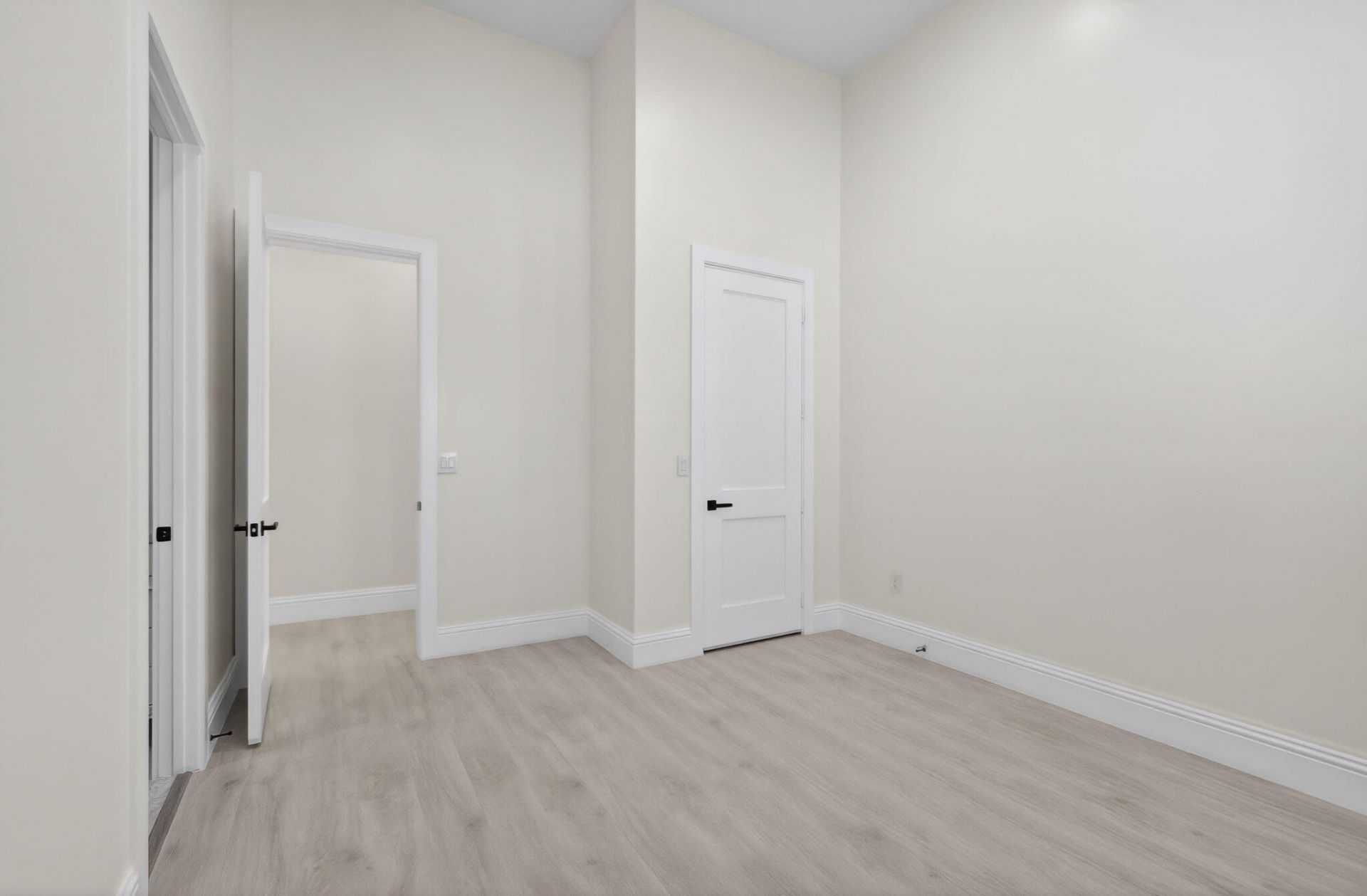 8771 Man O War Road, Palm Beach Gardens, FL 33418 Photo