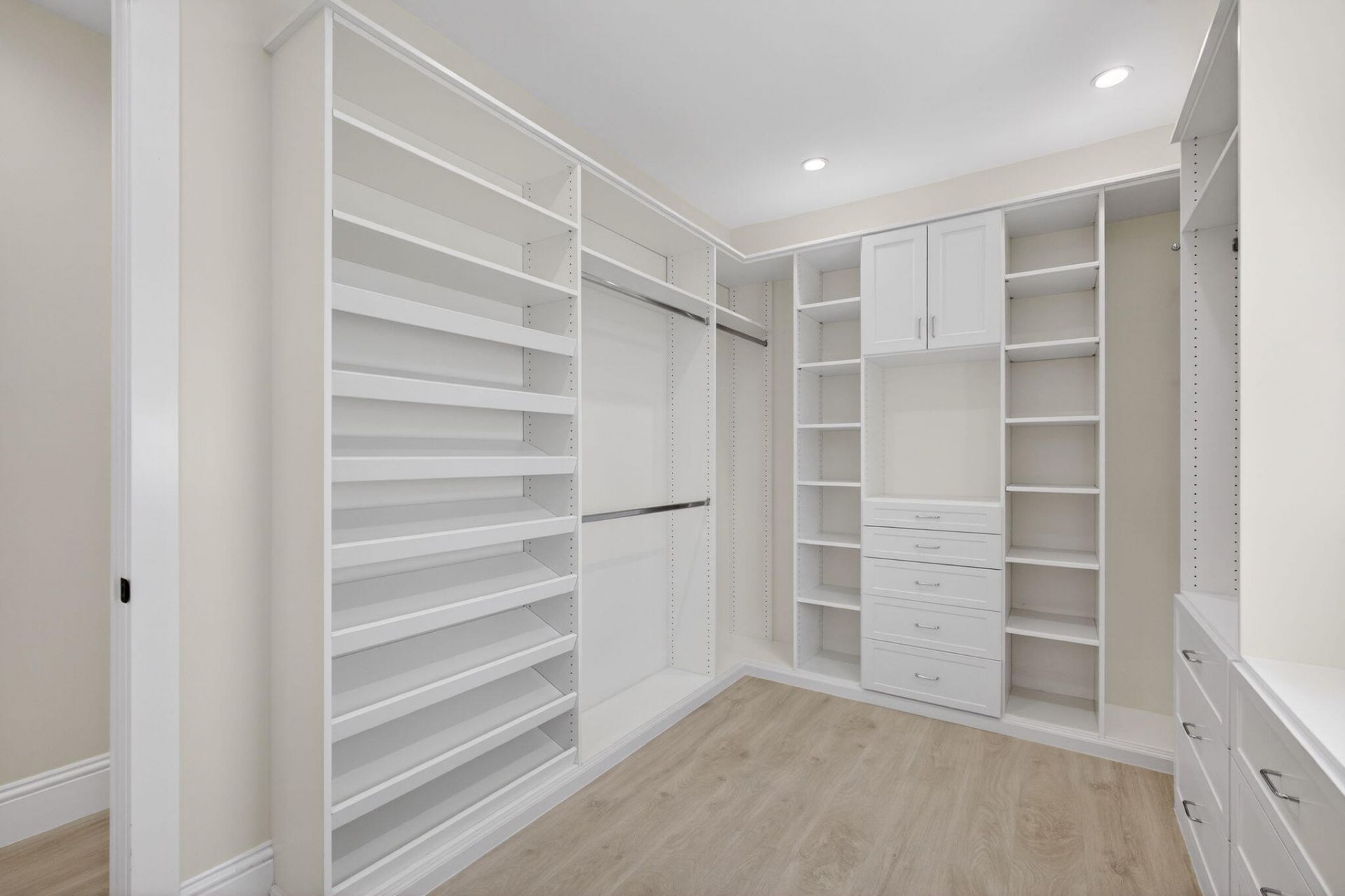 8771 Man O War Road, Palm Beach Gardens, FL 33418 Photo