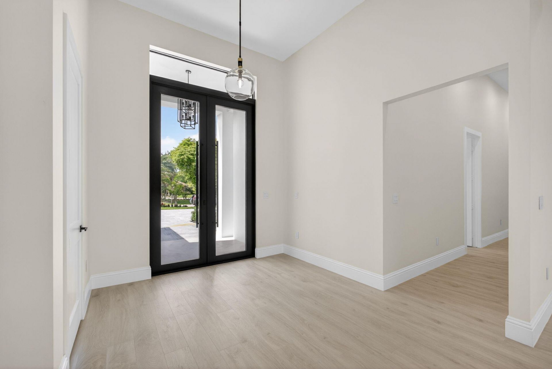 8771 Man O War Road, Palm Beach Gardens, FL 33418 Photo