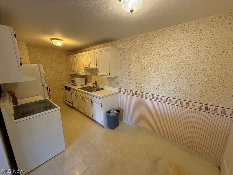 9721 Sunrise Boulevard , Unit l-1, North Royalton, OH 44133 Photo 9