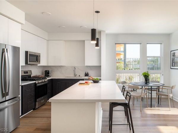 11055 Las Vegas Boulevard , Unit 1002, Las Vegas, NV 89183