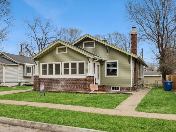 2115 York Street, Des Moines, IA 50316