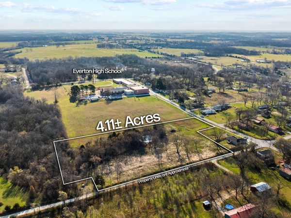 000 E School Street, Everton, MO 65646