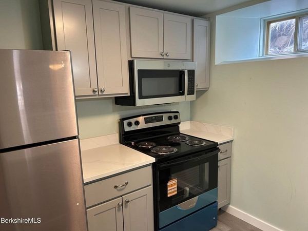 1 Pebble, Unit B, North Adams, MA 01247