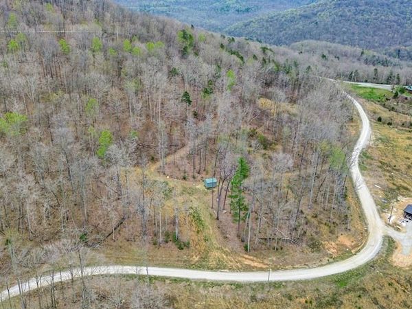 n/a Tomahawk Road, Jamestown, TN 38556