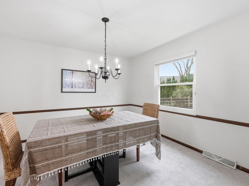 5376 Amy Lane, Columbus, OH 43235 Photo 10