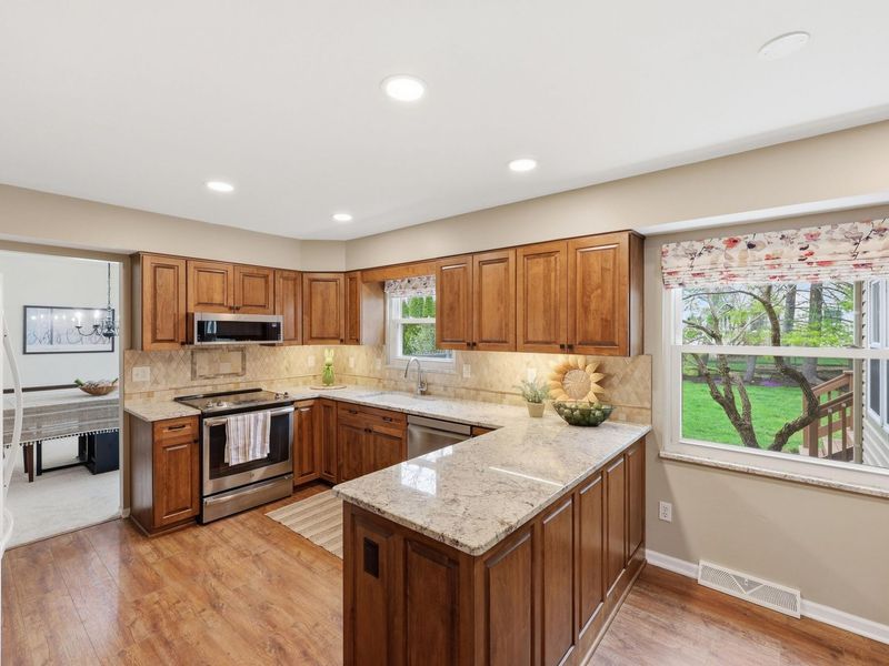 5376 Amy Lane, Columbus, OH 43235 Photo 11