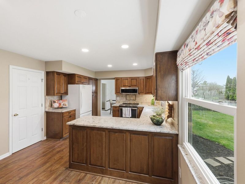 5376 Amy Lane, Columbus, OH 43235 Photo 13