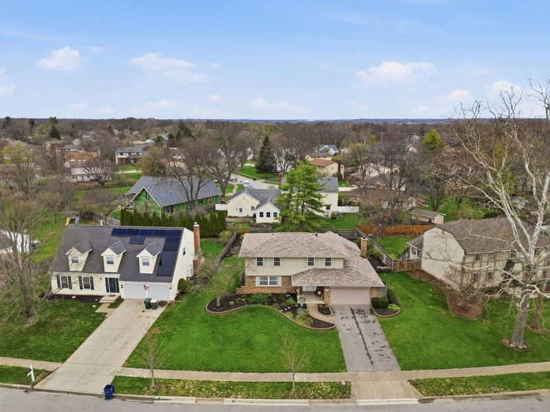 5376 Amy Lane, Columbus, OH 43235 Photo 3