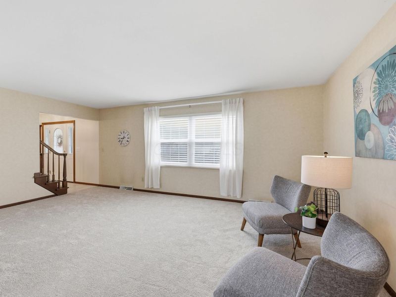 5376 Amy Lane, Columbus, OH 43235 Photo 8